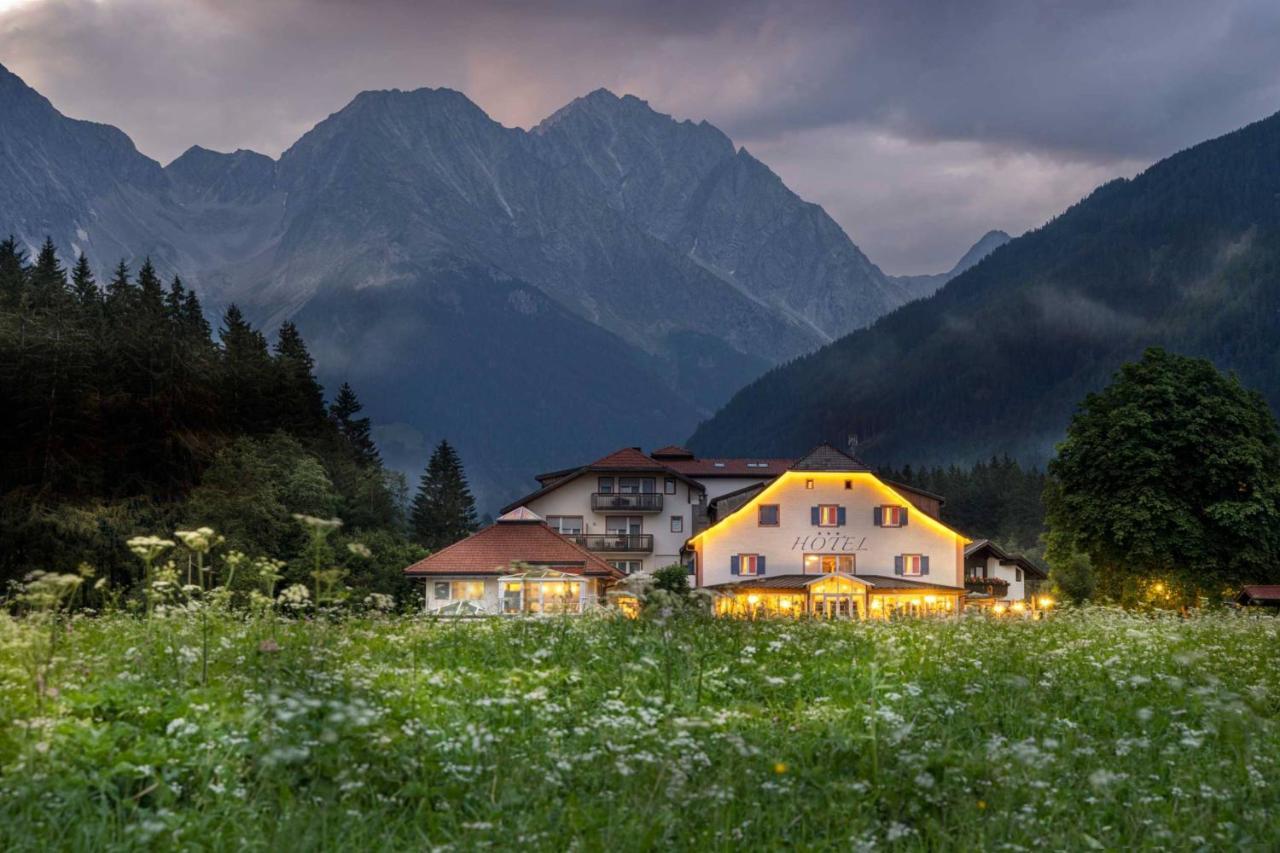 Hotel Bad Salomonsbrunn Anterselva di Mezzo Exterior foto